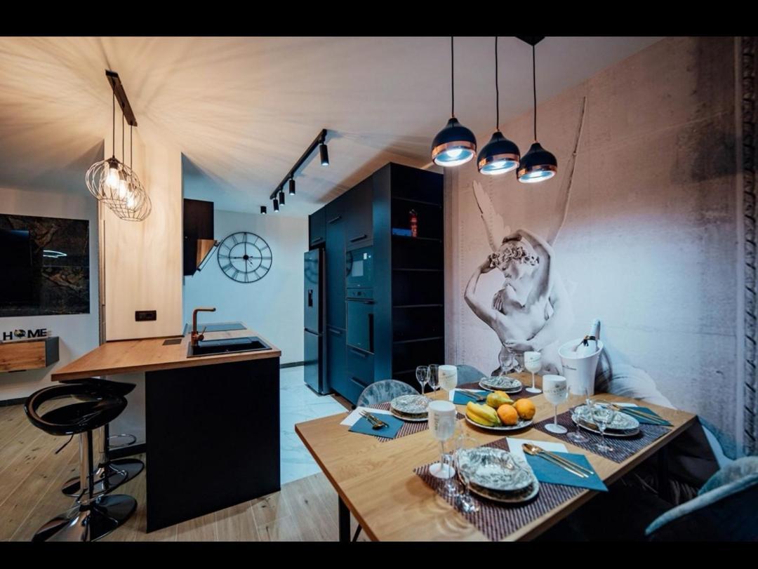 Black Queen Apartment Split Kültér fotó